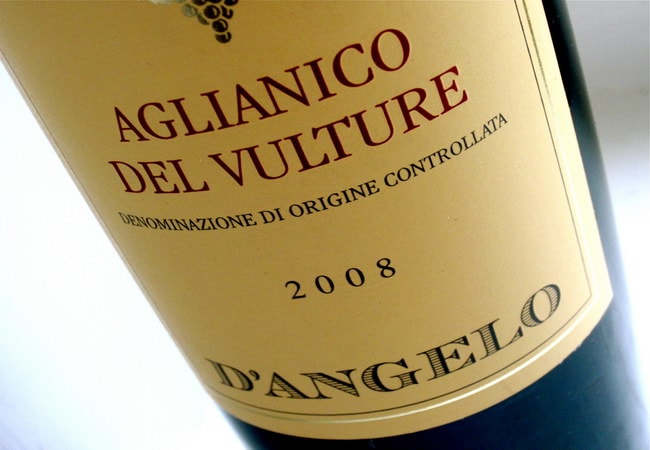 Вино из сорта альянико aglianico